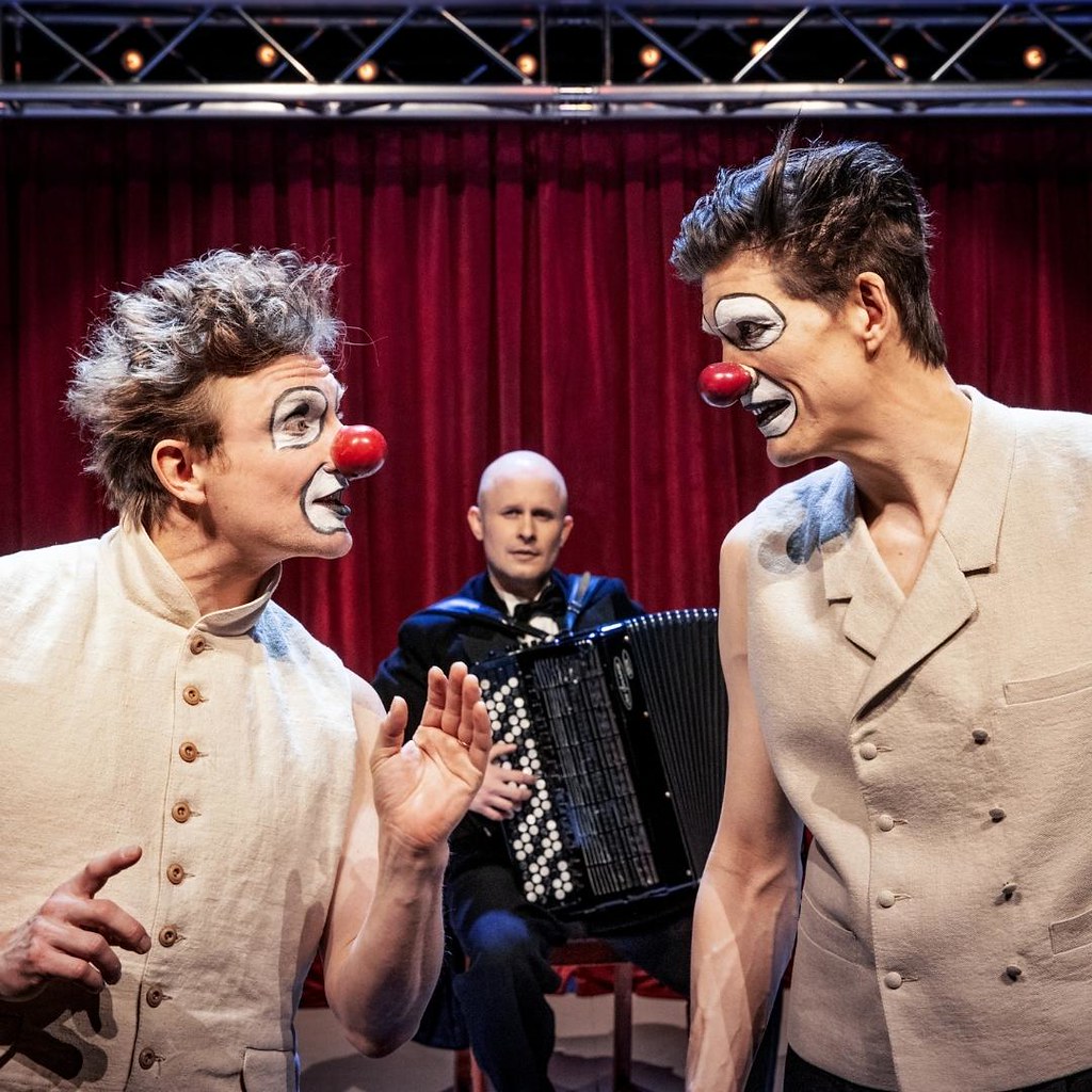 Red Nose Companyn Aleksis Kivi -esitys vierailee ensimmäistä kertaa Rovaniemellä!